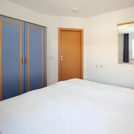 Yachthafenresidenz 7303 شقة *