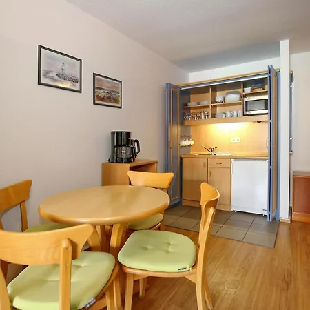 Yachthafenresidenz 7303 *